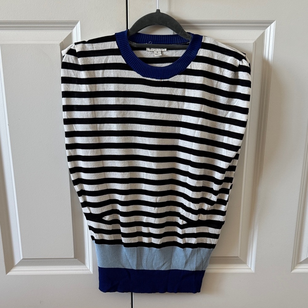 Spanner short sleeve sweater